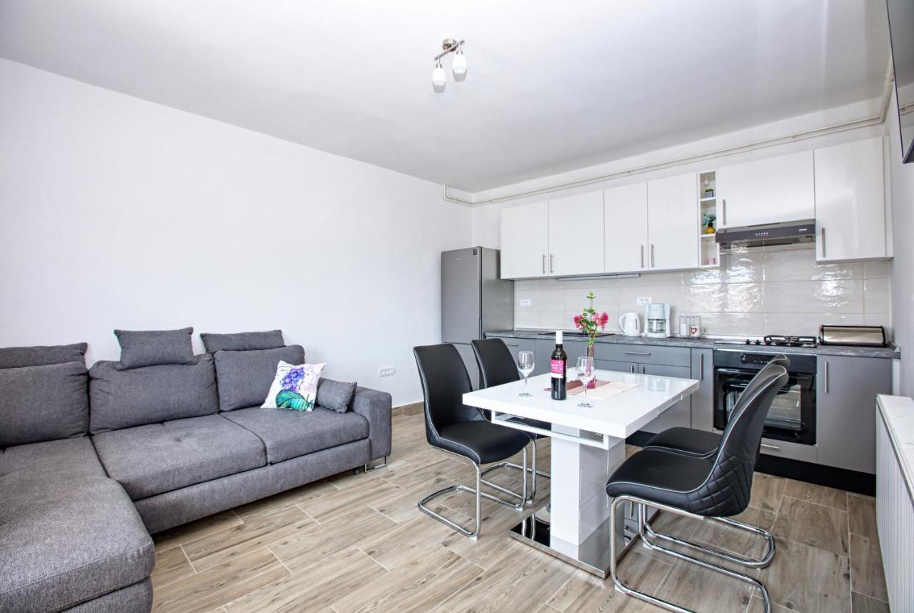 Apartment Tisno 5130C Exterior foto